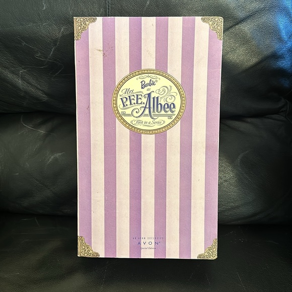 Mrs.P.F.E Albee Barbie First in series Sealed in box unopened 1997 - Picture 3 of 7